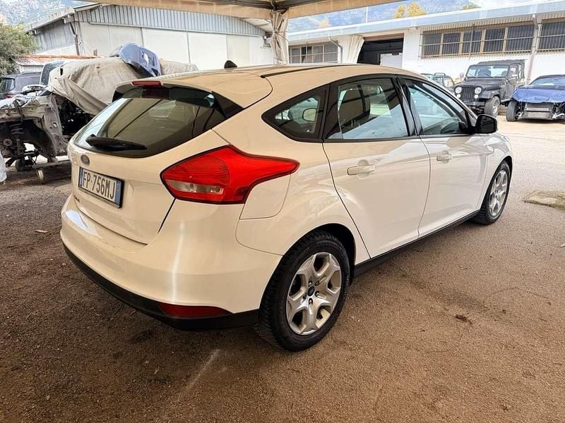 Usata Ford Focus 120 CV (88 kW) 2018 Bianco Berlina