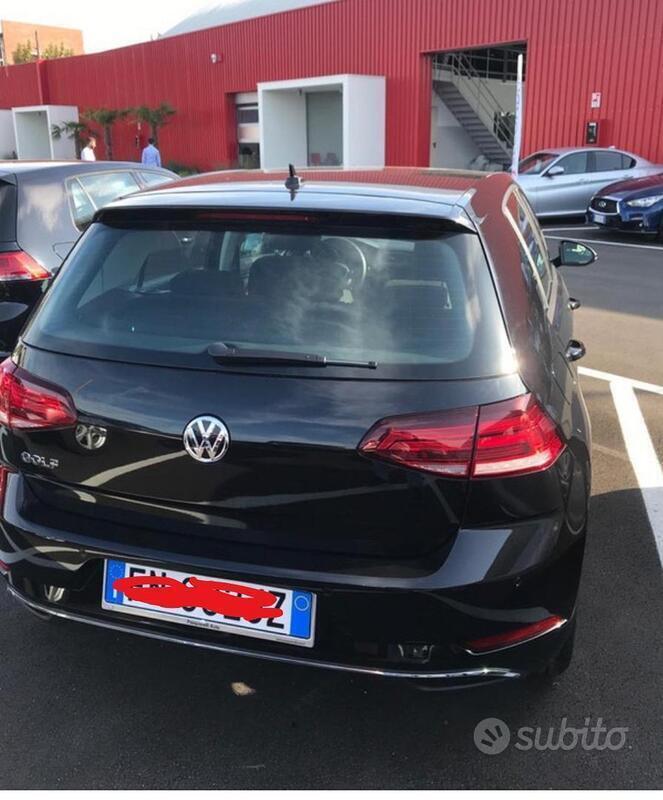 Usato 2018 VW Golf VII 1.6 Diesel 116 CV (13.990 €)