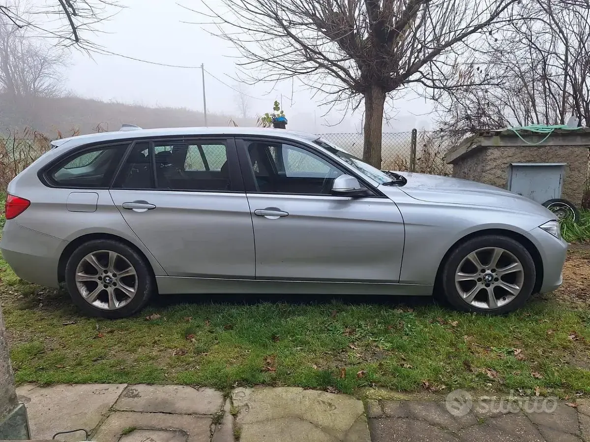 Usata BMW 320 184 CV (135 kW) 2012 Grigio Station wagon