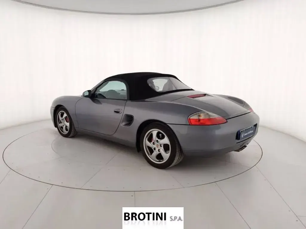 Usata Porsche Boxster 252 CV (185 kW) 2001 Grigio metallizzato Cabrio