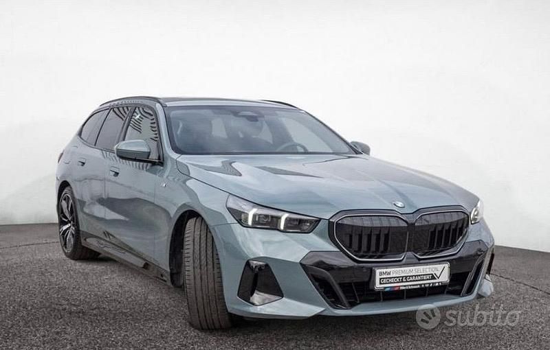 Usata BMW 520 M Sport 197 CV (144 kW) 2024 Verde Station wagon
