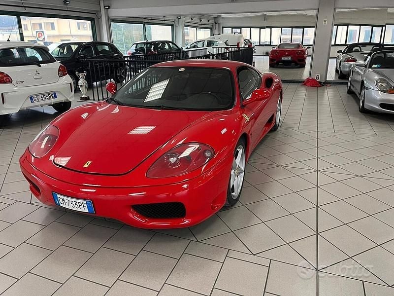 Usata Ferrari 360 400 CV (294 kW) 2002 Rosso Coupé