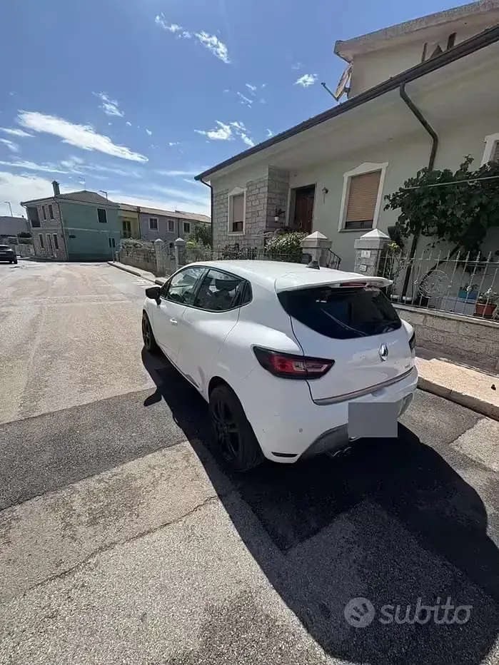 Usata Renault Clio IV GT-Line 90 CV (66 kW) 2015 Bianco Berlina