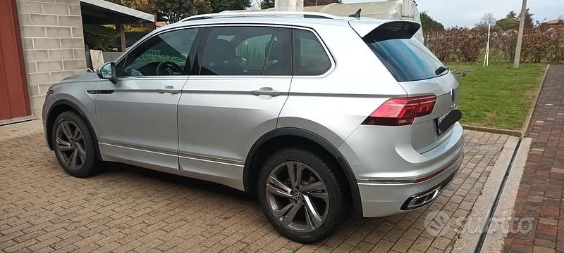 Usata VW Tiguan 150 CV (110 kW) 2023 Grigio SUV