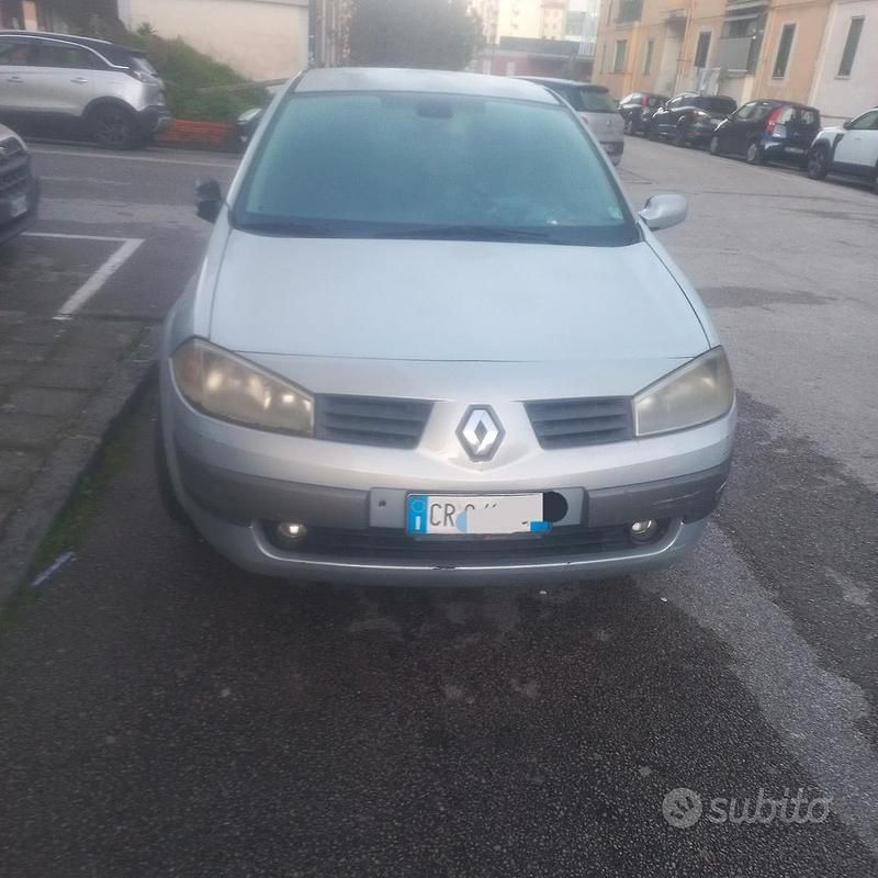 Usata Renault Clio II 2004 Grigio Berlina