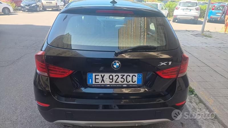 Usata BMW X1 143 CV (105 kW) 2014 Nero SUV