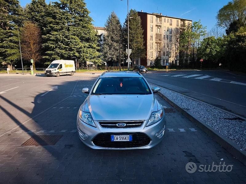 Usata Ford Mondeo Business Edition 140 CV (102 kW) 2014 Grigio Station wagon