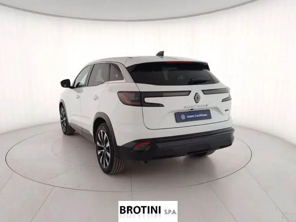 Usata Renault Austral Techno 200 CV (147 kW) 2024 Bianco SUV