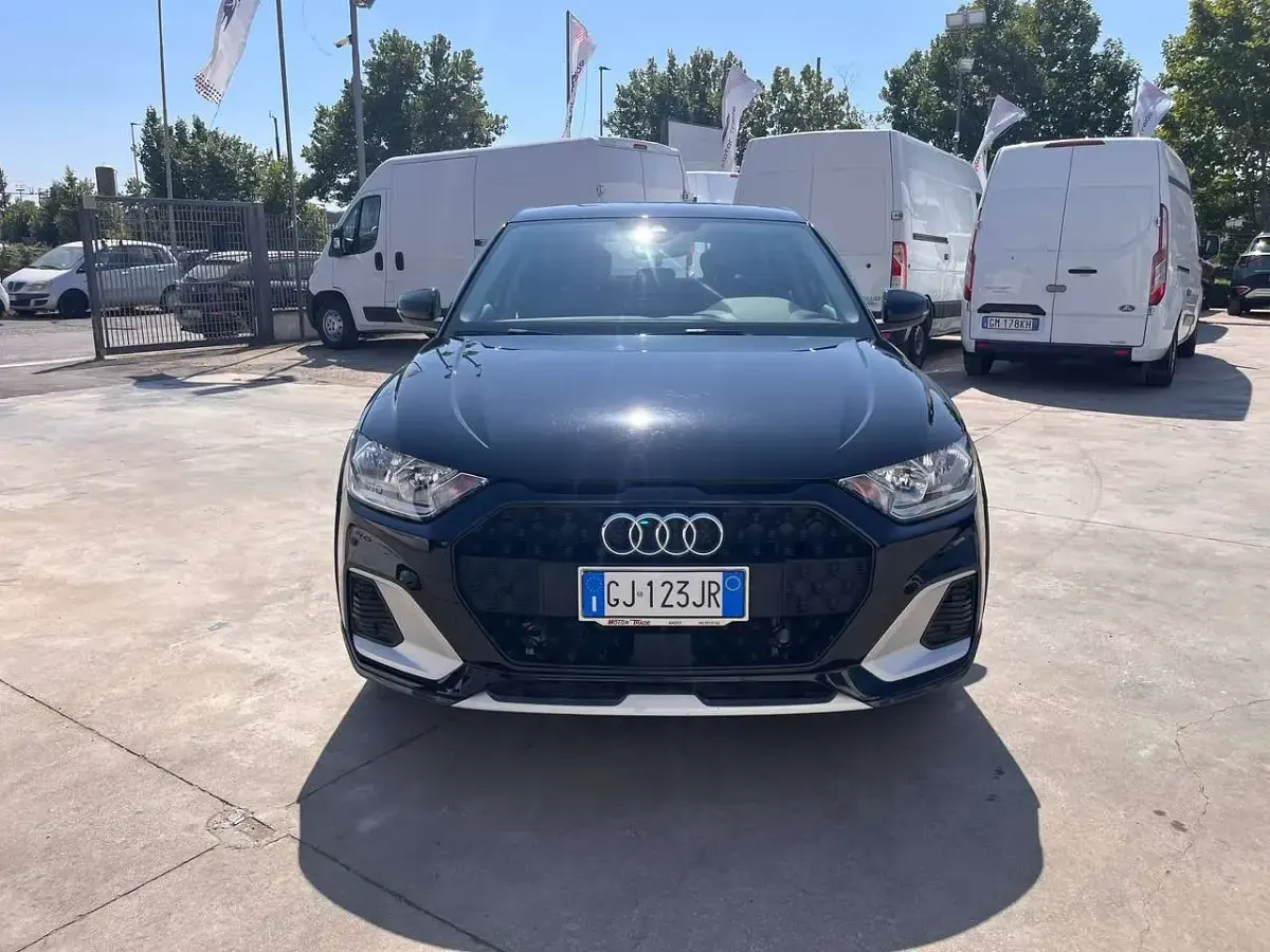 Usata Audi A1 Admired 110 CV (80 kW) 2022 Nero SUV