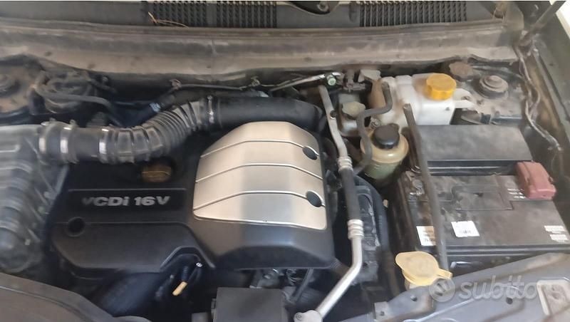 Usata Chevrolet Captiva 150 CV (110 kW) 2007 Nero SUV
