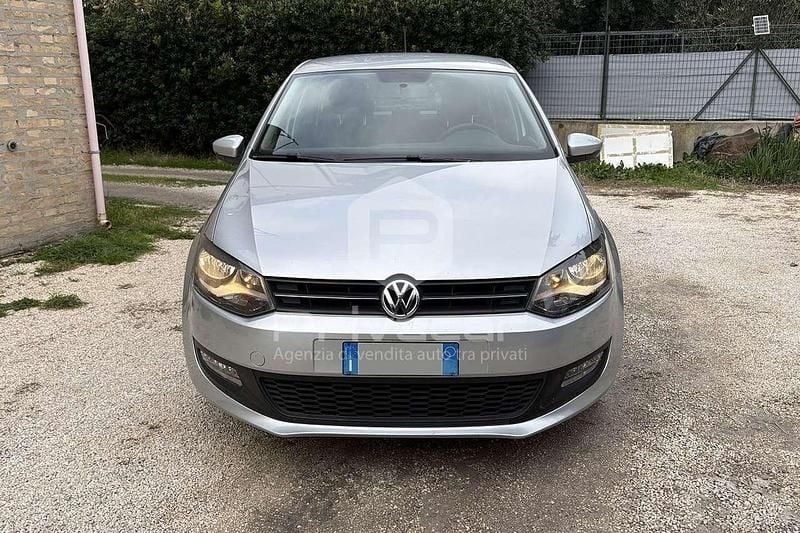 Usata VW Polo Trendline 75 CV (55 kW) 2011 Grigio Utilitaria