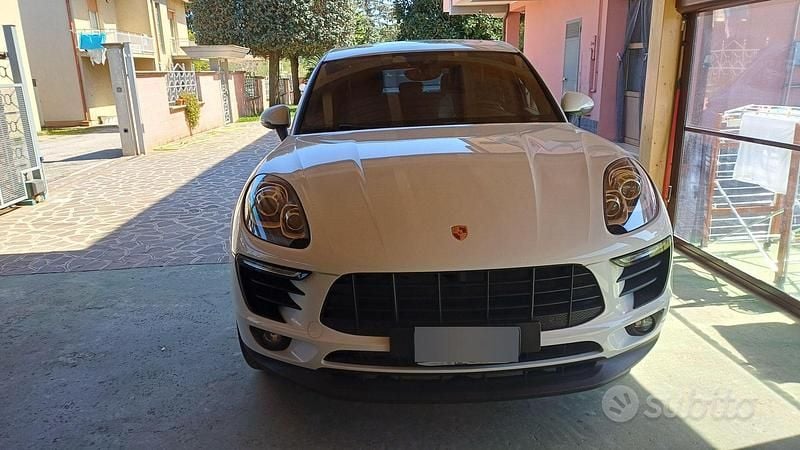 Usata Porsche Macan 252 CV (185 kW) 2018 Bianco SUV