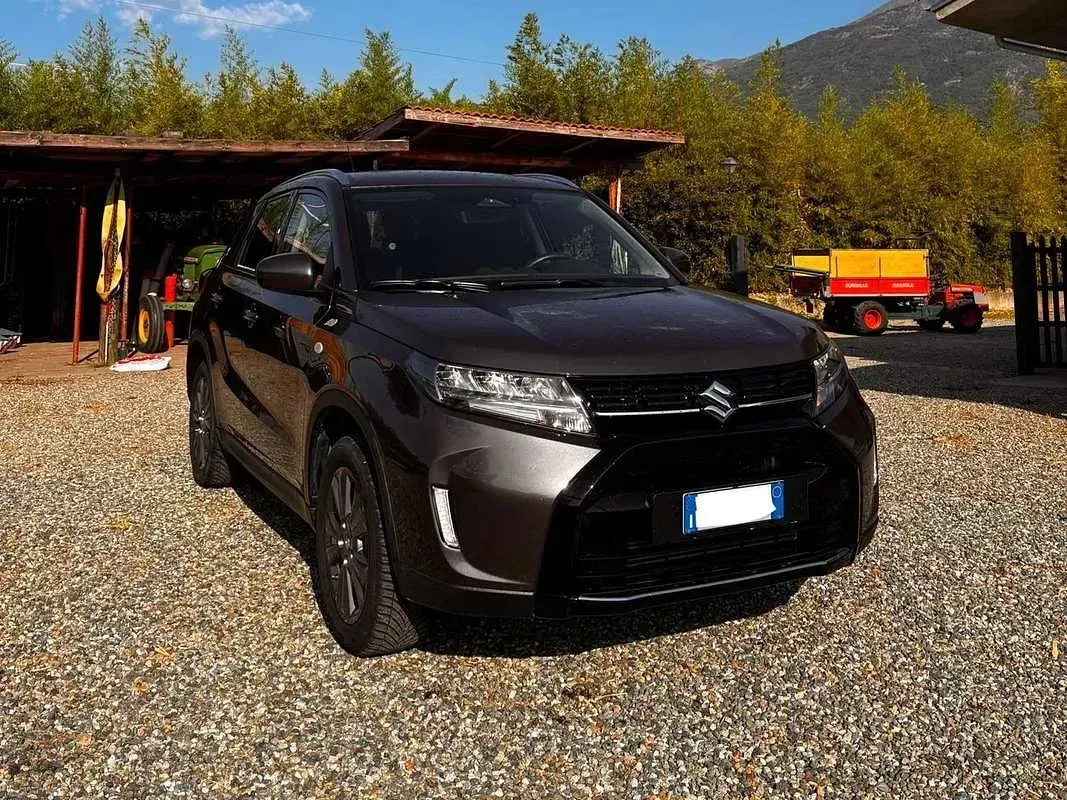 Usata Suzuki Vitara Cool 129 CV (94 kW) 2025 Grigio SUV