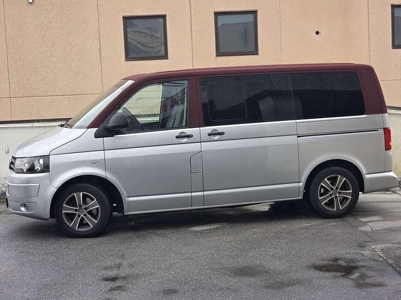Usata VW Multivan 102 CV (75 kW) 2010 Argento Monovolume