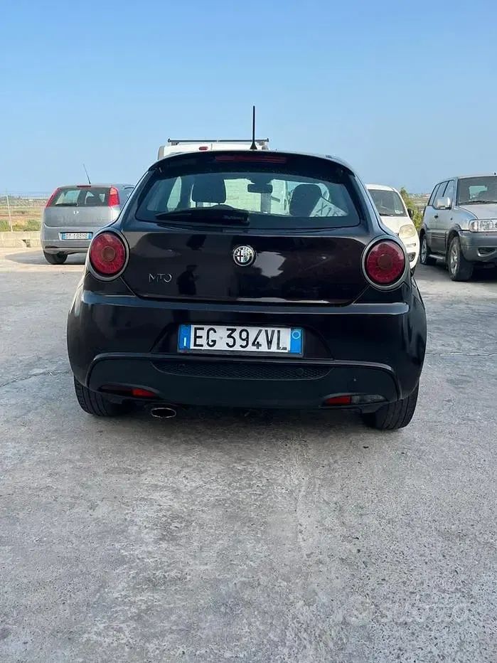 Usata Alfa Romeo MiTo 120 CV (88 kW) 2011 Marrone Utilitaria