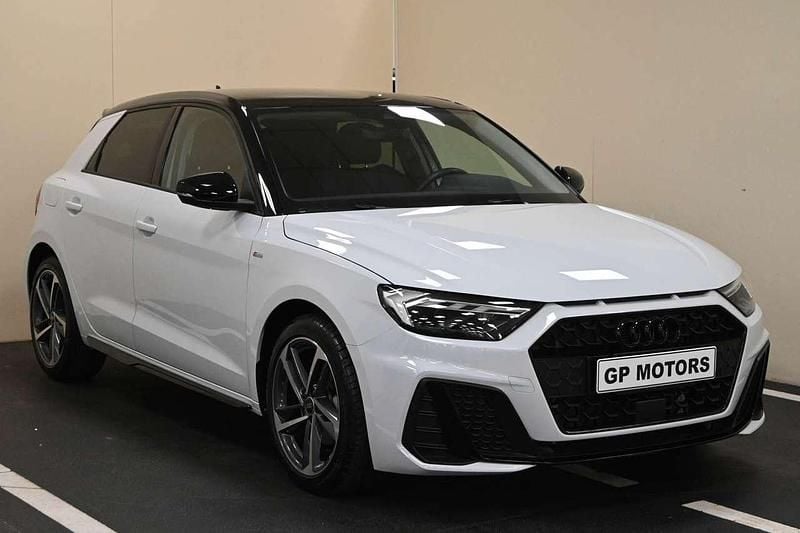 Bianco Usata 2025 Audi A1 S-Line SUV | 25.900 € (Ottimo prezzo) - Immagine 1/4