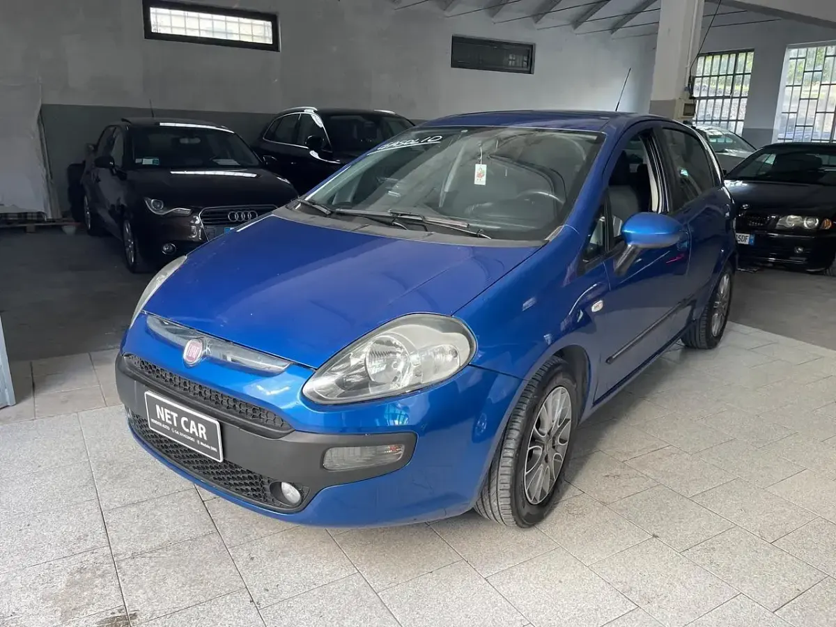 Usata Fiat Punto Evo Dynamic 75 CV (55 kW) 2011 Utilitaria