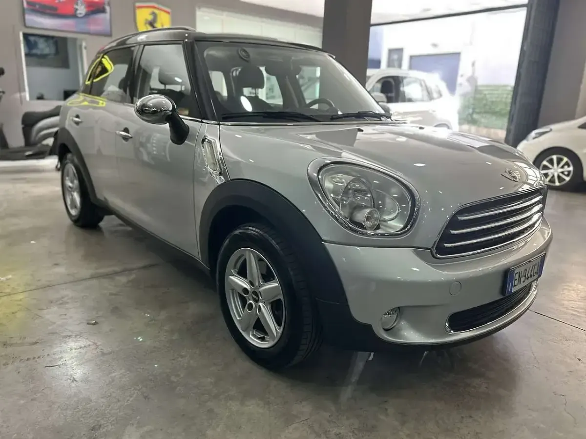 Usata Mini One Countryman 98 CV (72 kW) 2012 Argento SUV