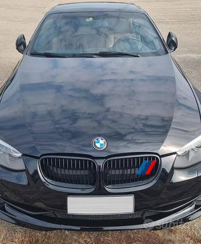 Nero Usata 2011 BMW 320 Cabriolet Cabrio | 11.000 € (Buon prezzo) - Immagine 1/4