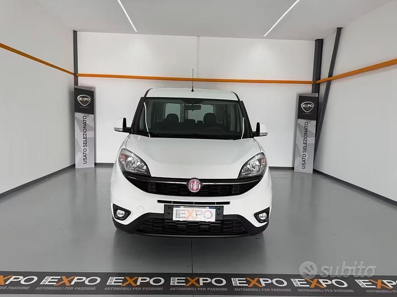 Usata Fiat Doblò 95 CV (69 kW) 2017 Bianco Monovolume