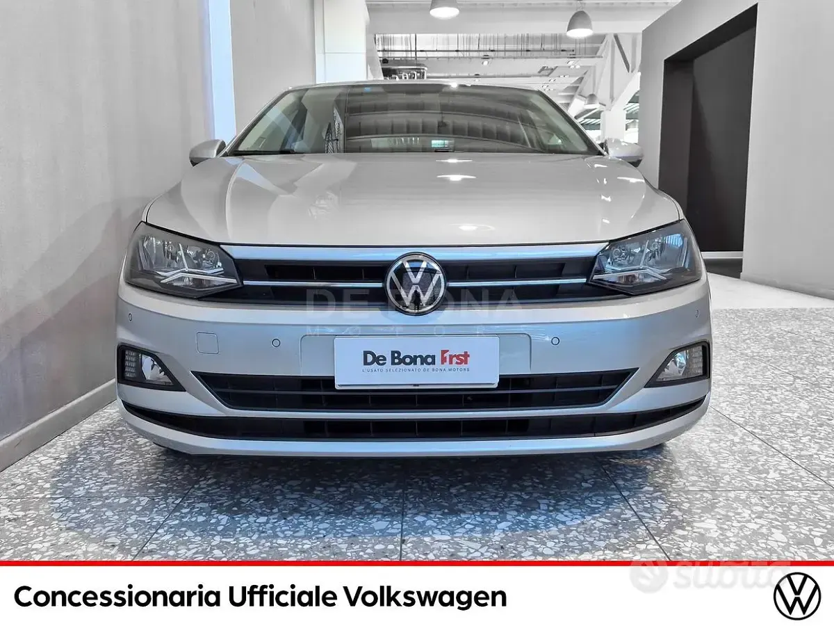 Usata VW Polo Comfortline 80 CV (58 kW) 2021 Grigio Utilitaria