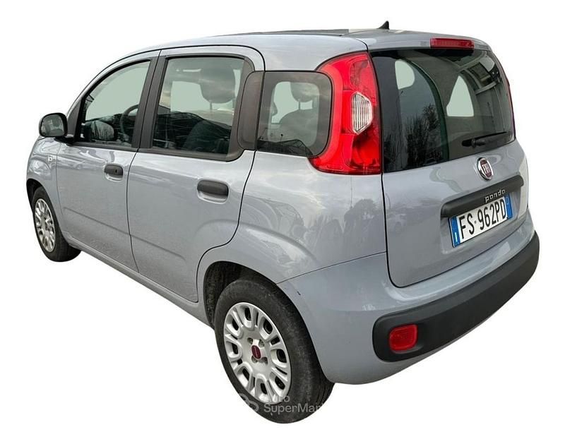 Usata Fiat Panda Lounge 69 CV (50 kW) 2018 Grigio Utilitaria
