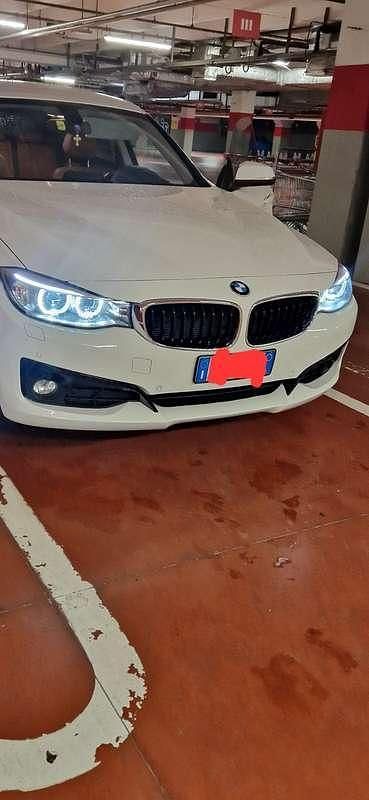 Usata BMW 318 Gran Turismo 143 CV (105 kW) 2016 Bianco Berlina