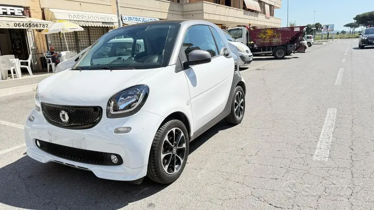 Usata Smart ForTwo Coupé Passion 90 CV (66 kW) 2018 Bianco Coupé