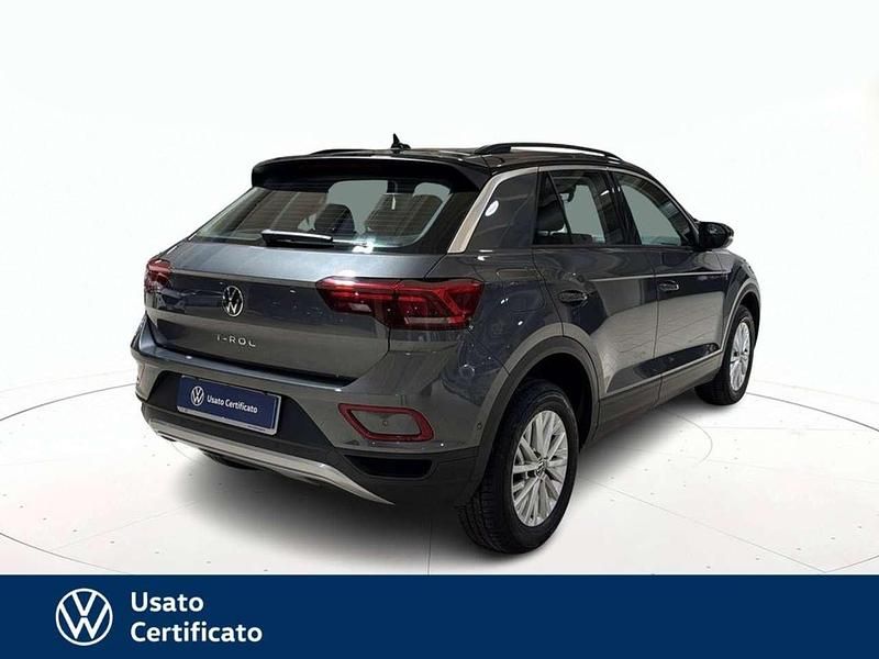 Usata VW T-Roc Life 150 CV (110 kW) 2024 Nero pastello SUV