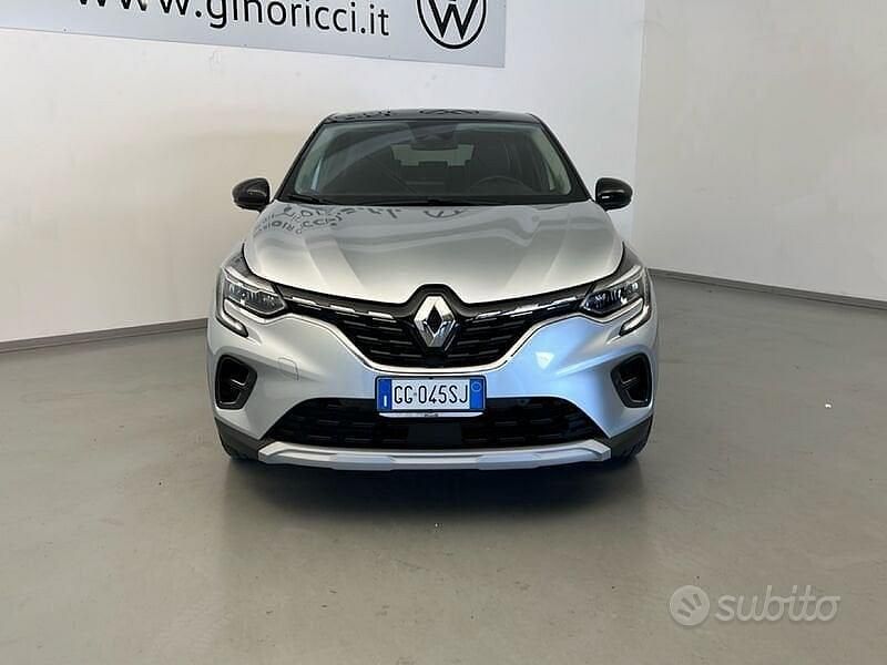Usata Renault Captur Intens 159 CV (116 kW) 2021 Grigio SUV