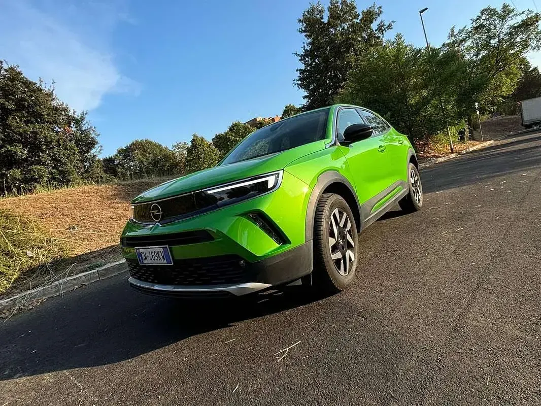 Usata Opel Mokka Elegance 110 CV (80 kW) 2022 Verde SUV