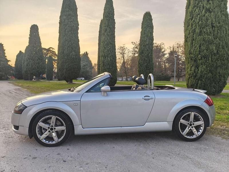 Usata Audi TT Roadster 179 CV (131 kW) 2000 Other Cabrio