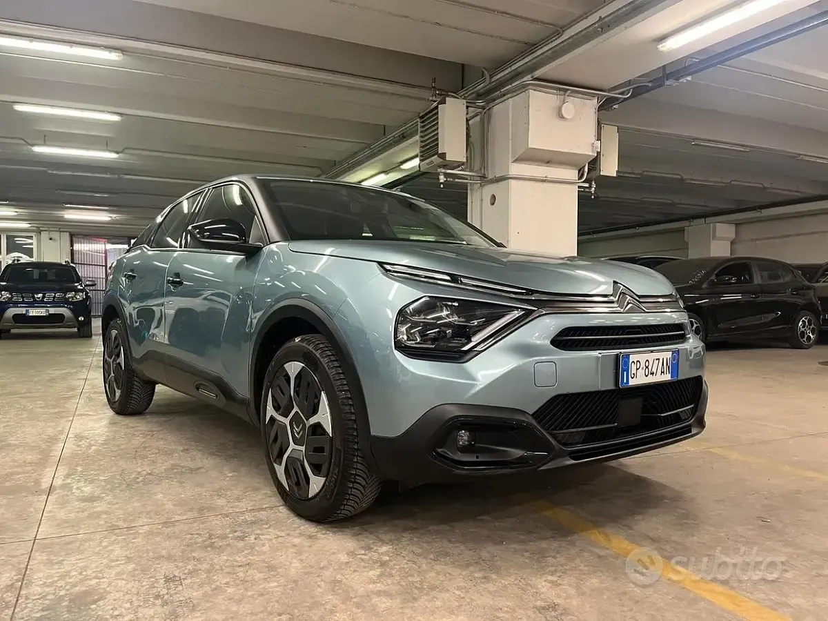 Usata Citroën C4 Feel 101 CV (74 kW) 2023 Bluazzurro SUV