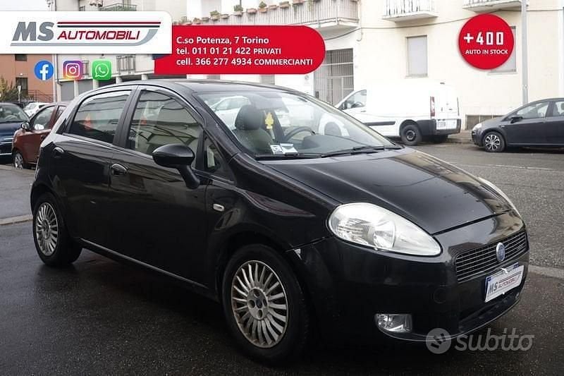 Nero Usata 2006 Fiat Grande Punto Dynamic Utilitaria | 2200 € (Buon prezzo) - Immagine 1/4