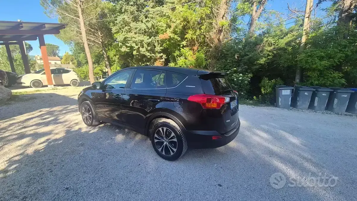 Usata Toyota RAV4 Active 150 CV (110 kW) 2014 Nero SUV