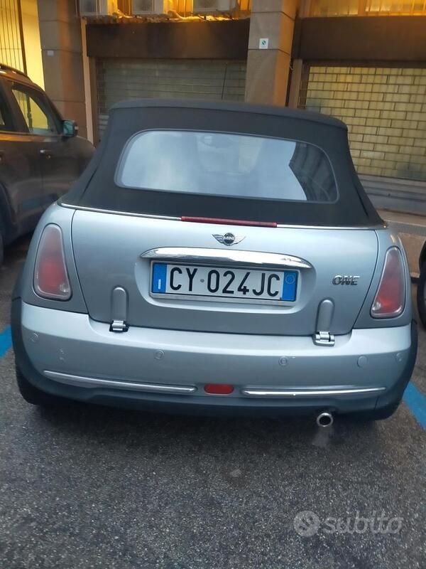 Usata Mini One Cabriolet 90 CV (66 kW) 2005 Grigio Cabrio