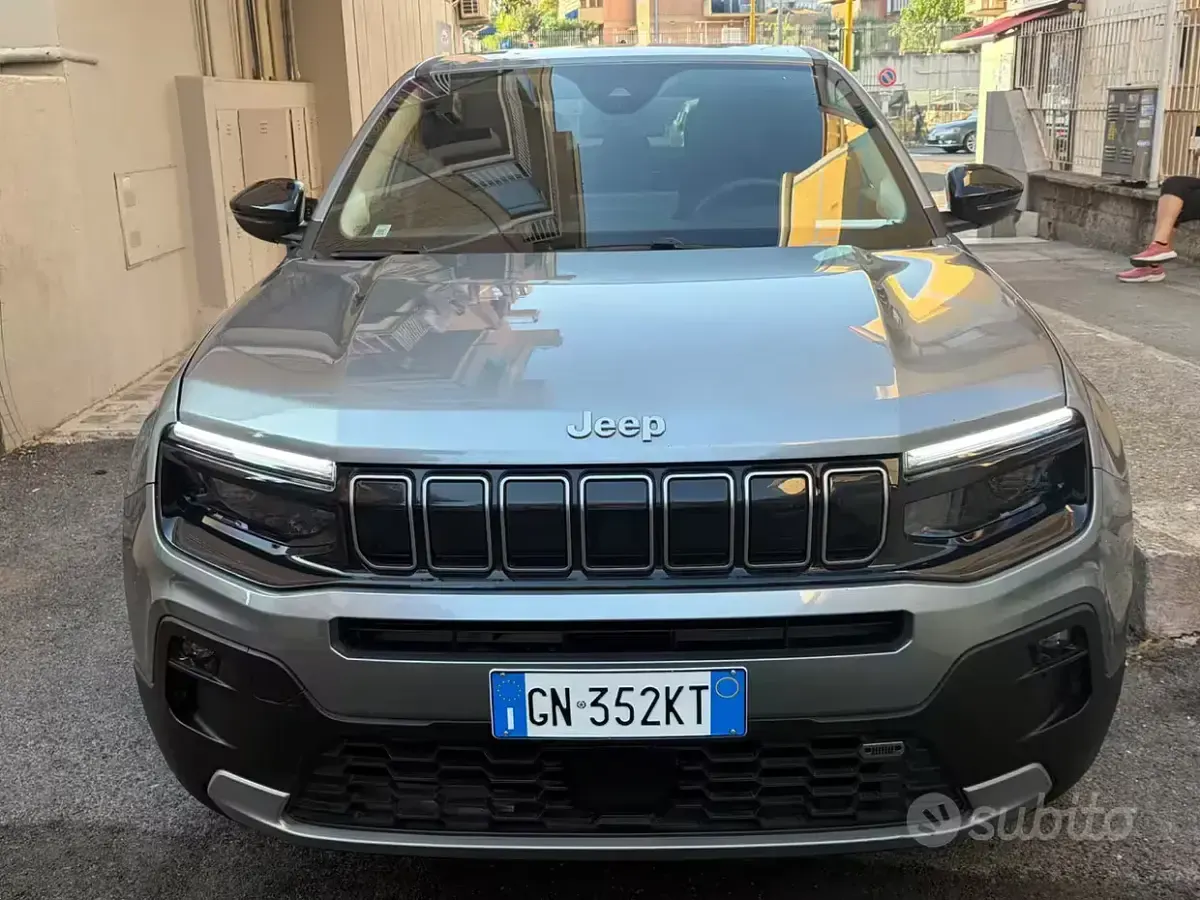 Usata Jeep Avenger Altitude 101 CV (74 kW) 2023 Grigio SUV