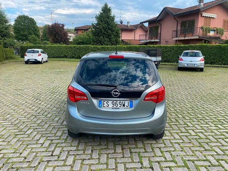 Usata Opel Meriva 120 CV (88 kW) 2013 Grigio Monovolume