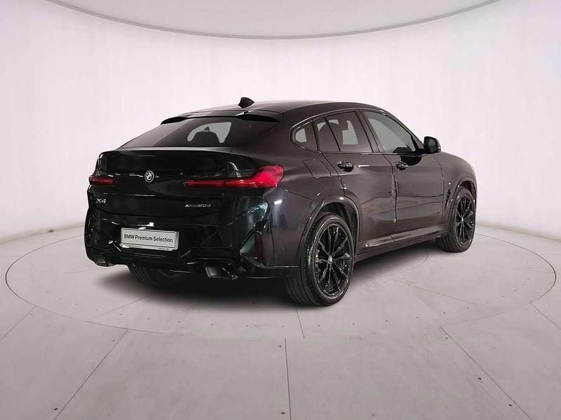 Begagnad BMW X4 M Sport 190 HK (139 kW) 2025 Svart SUV