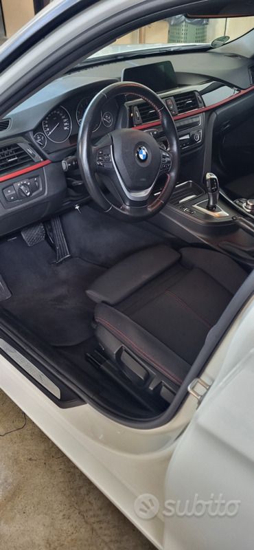 Usata BMW 318 Sport Line 143 CV (105 kW) 2013 Bianco Berlina