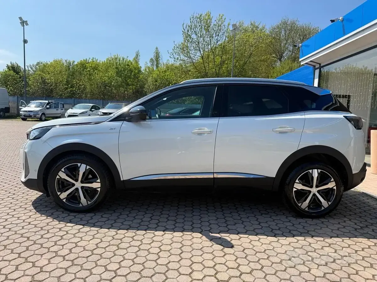 Usata Peugeot 3008 GT 131 CV (96 kW) 2021 Bianco SUV