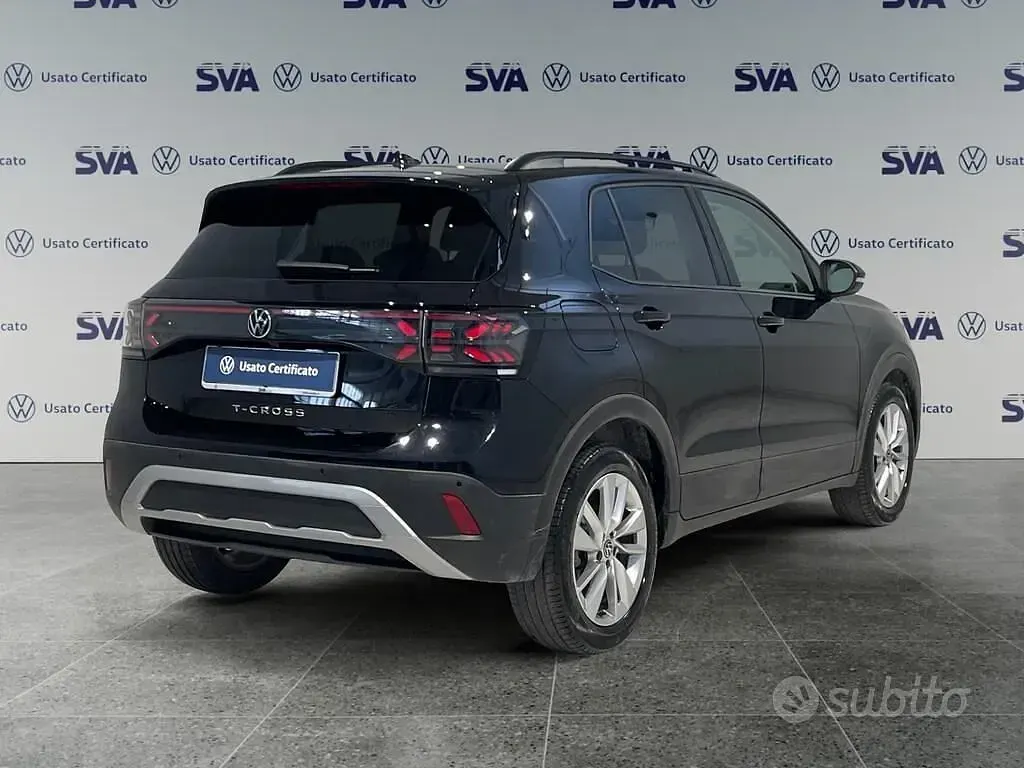 Usado VW T-Cross Edition 116 CV (85 kW) 2024 Negro SUV