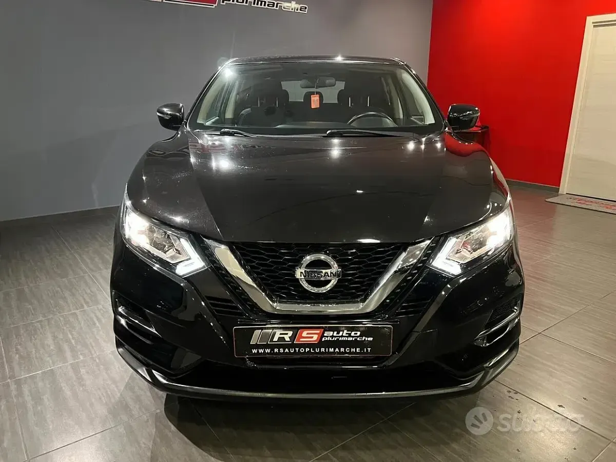 Usata Nissan Qashqai Acenta 116 CV (85 kW) 2019 Nero SUV