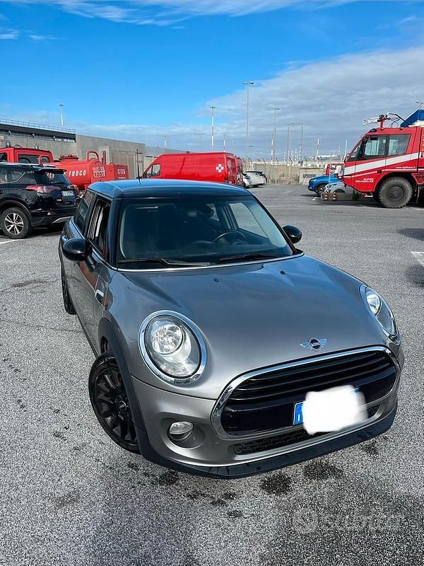 Usata Mini Cooper 2018 Grigio Utilitaria