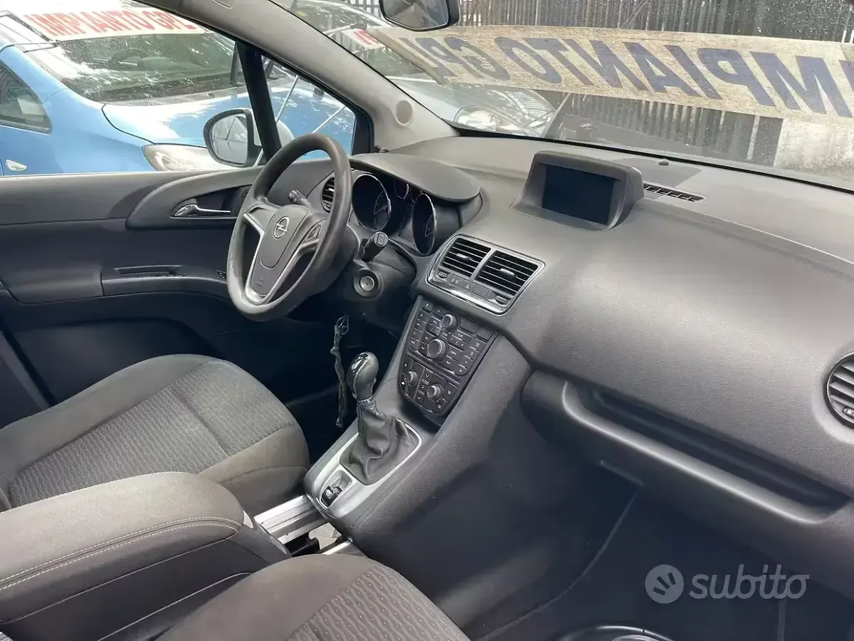 Usata Opel Meriva 120 CV (88 kW) 2013 Bianco Monovolume