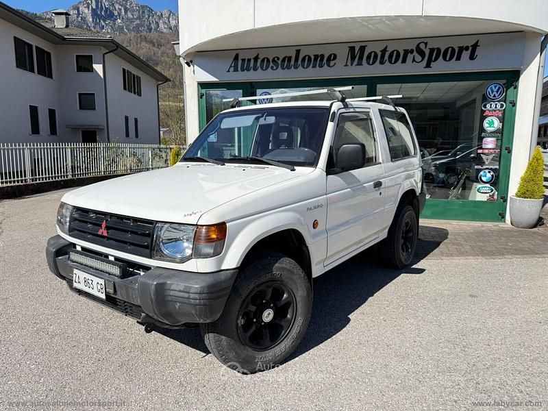 Usata Mitsubishi Pajero 99 CV (72 kW) 1999 Bianco SUV
