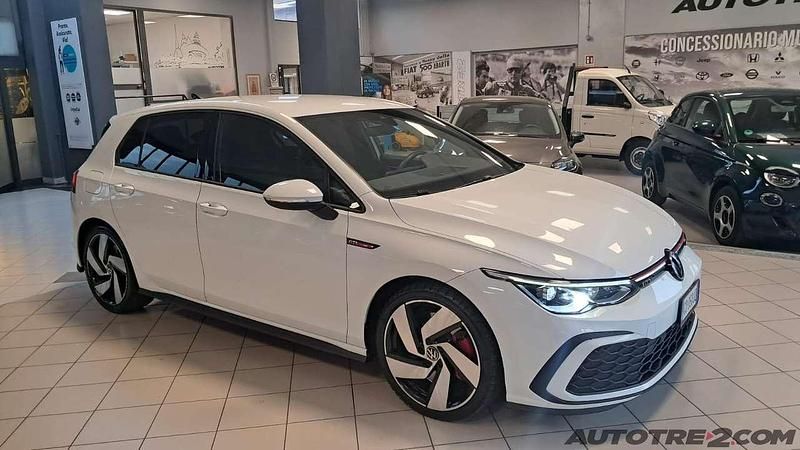Usata VW Golf VIII GTI 245 CV (180 kW) 2020 Bianco Utilitaria