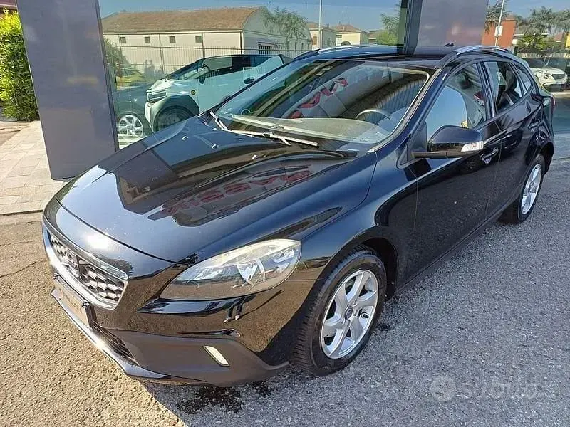 Occasion Volvo V40 CC Kinetic 115 ch (84 kW) 2015 Noir Break