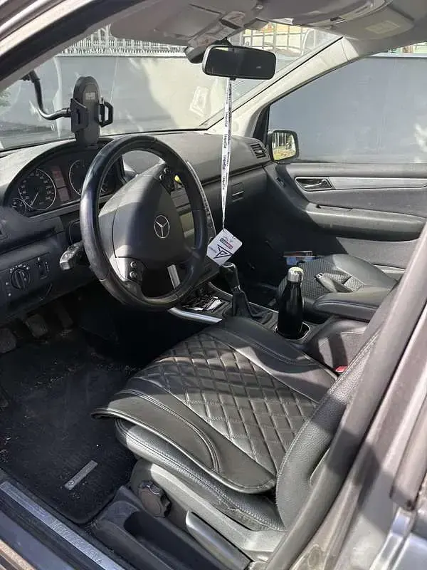 Usata Mercedes A150 Elegance 95 CV (69 kW) 2009 Grigio Monovolume