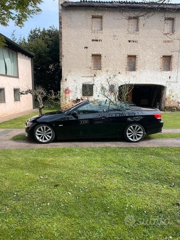 Usata BMW 320 Cabriolet M Sport 170 CV (125 kW) 2007 Nero Cabrio